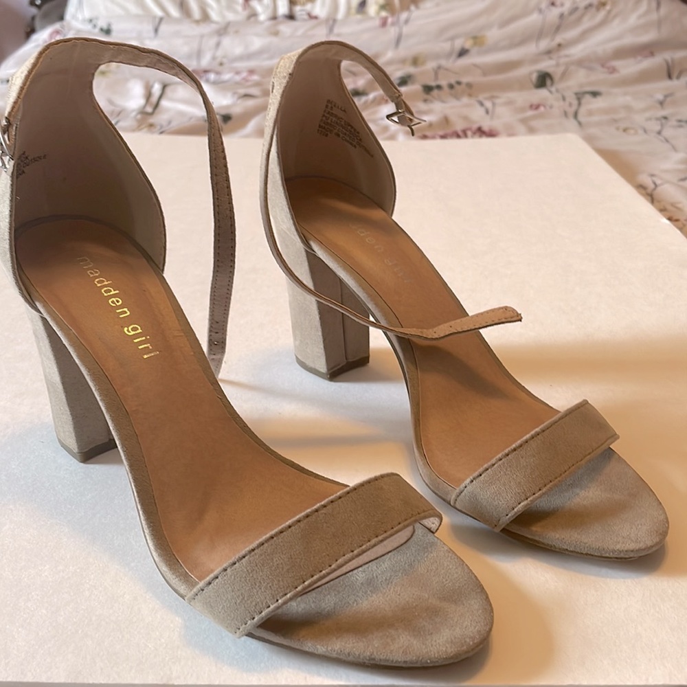 Madden Girl Taupe Heels Size 8.5 - Only worn one time!